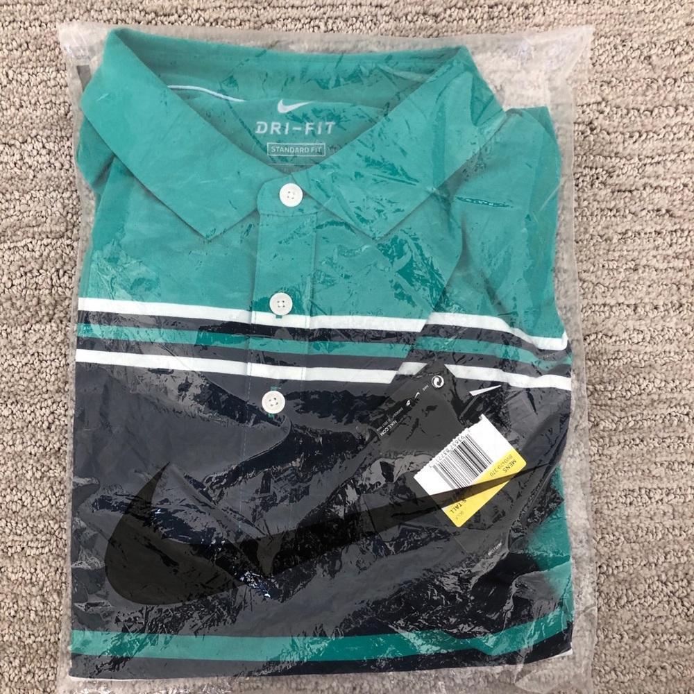 Men’s Nike Golf Shirt